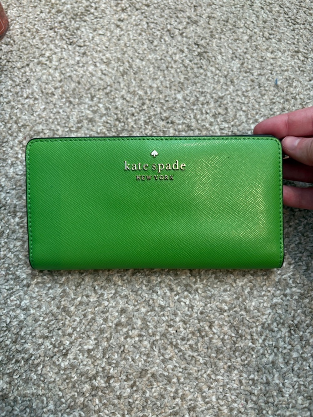 kate spade Green Saffiano Zip Wallet with Gold Logo
